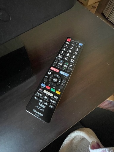SHARP AQUOS　液晶テレビ40インチ　AQUOS LC-40S5