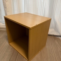 木の収納ボックスの画像