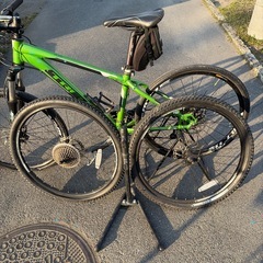 TREK4300  27段変速　付属品ありの画像