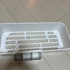 tower  水切りバスケットの画像