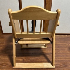 ベビー・キッズチェア 安全ベルト付き ローチェア　タンスのゲンの画像