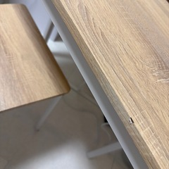 コンセント付き　デスクセットの画像