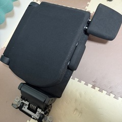 ノア ハイブリッド　右側３列目シートの画像