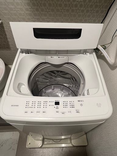 2025年製 ほぼ新品 アイリスオーヤマ 洗濯機　 ※引き取り　-大阪市-