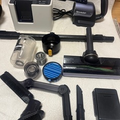 SHARP コードレス掃除機 ラクティブエアーEC-AR2S-Vの画像