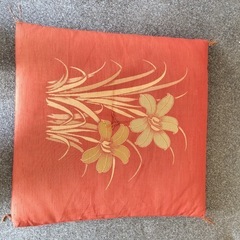 和風座布団 4枚セット（赤色・花柄）の画像