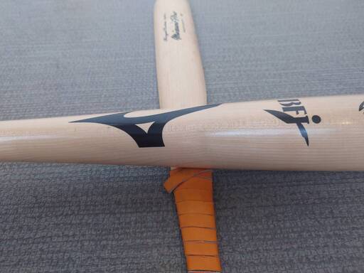 《中古》硬式用BFJ　ミズノプロ　ロイヤルエクストラ　イチローモデル 84.5cm　908g