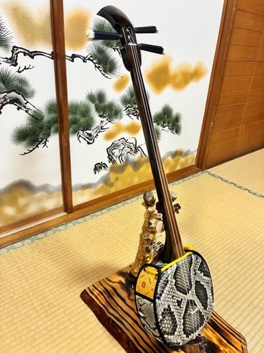 沖縄三線！新品！上質黒木黒檀！与那城型！値下げしました！本張り【一枚張り】⑥