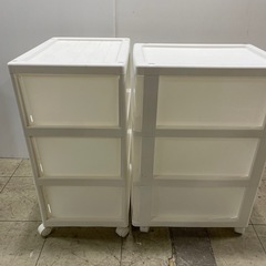 プラスチック 衣類収納棚 収納ケース キャスター付き 2つセットの画像