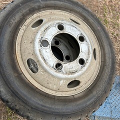 205/70R16タイヤホイールセットの画像