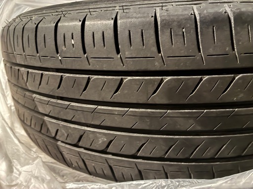 取引中中古夏タイヤ　ダンロップ215/60R16