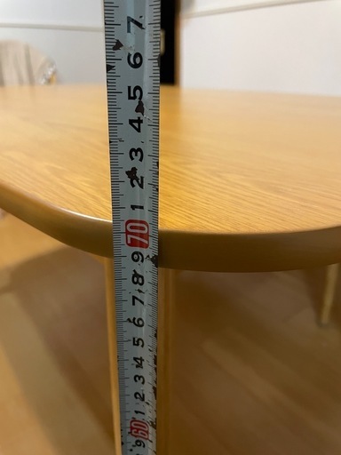 4人用ダイニングテーブル
