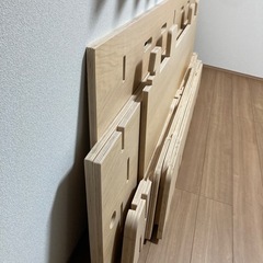 コアラベッドフレーム　クイーンサイズの画像