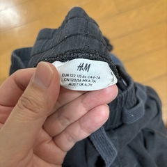 H&M 約120センチ　長ズボン2点セットの画像