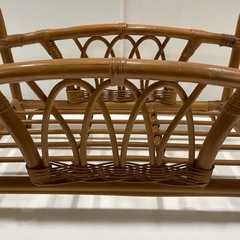 レトロ ラタン マガジンラック 収納カゴの画像