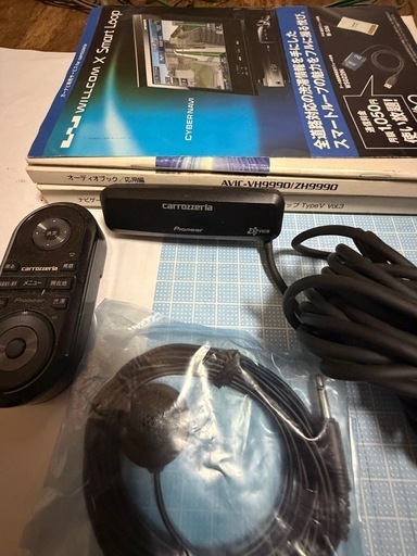 カロッツェリア AVIC-ZH9990 カーナビ 7インチ