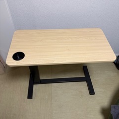 昇降式テーブルの画像