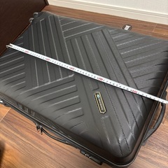 キャリーケース　スーツケースの画像