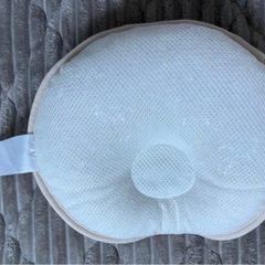 西川 ドーナツ枕 4〜12ヶ月用 約26cmの画像