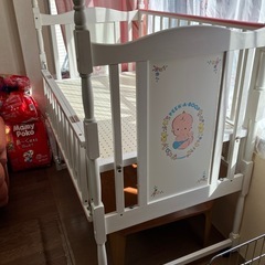 ベビーベッド　お取引中の画像