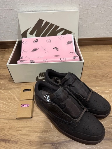 Travis Scott × Nike Air Jordan 1 Low OG SP 