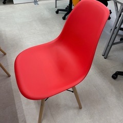 オフィスチェア
の画像