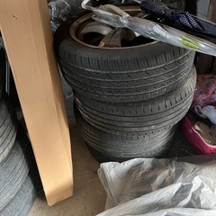 古タイヤの画像