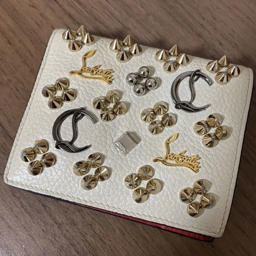 クリスチャンルブタン 折りたたみ財布 付属品あり