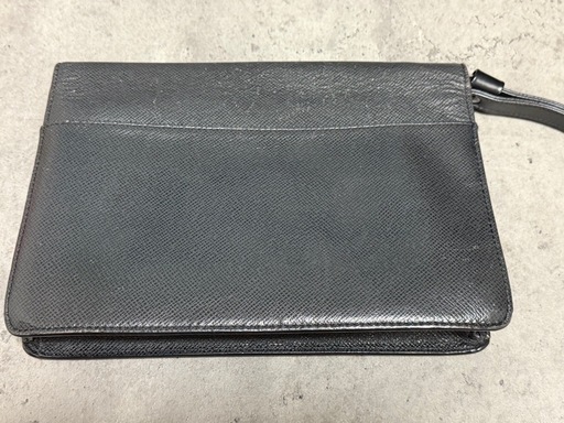 LOUIS VUITTON クラッチバッグ