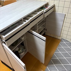 収納ダイニングテーブル＆椅子2脚の画像