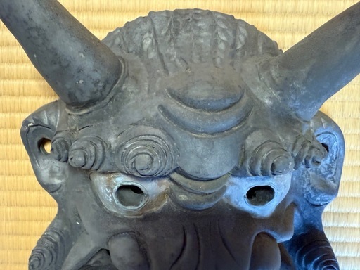 【GO-1531】鬼瓦 陶器 粘土 瓦 魔除け 厄除け 置物 オブジェ 日本家屋 GO-1531】鬼瓦 陶器 粘土 瓦 魔除け 厄除け 置物 オブジェ 日本家屋