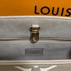 ルイヴィトン オンザゴー pmの画像