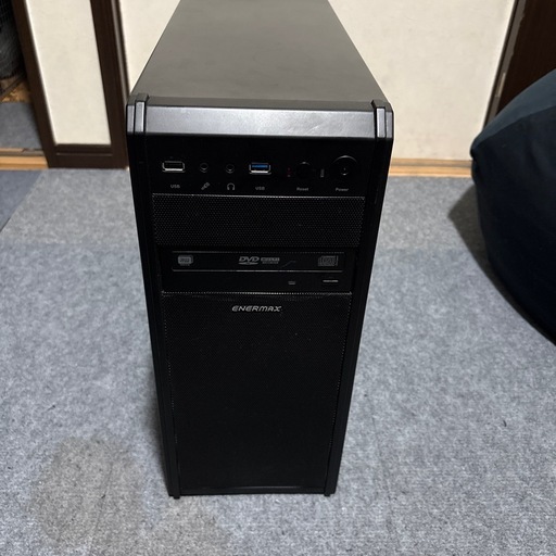 デスクトップPC
