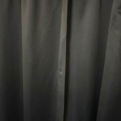 カーテンの画像