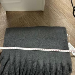 新品タグ付き ボリュームマフラーの画像