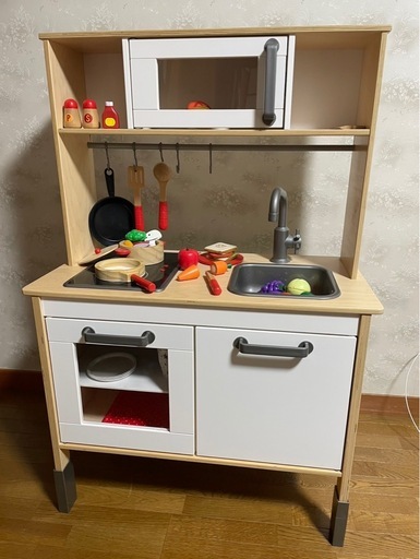 IKEA キッチン　おままごと　?