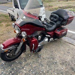 ハーレー　エレクトラグライド2006    バイクの画像