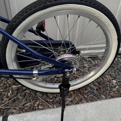 子供用自転車 18インチ　ネイビー カゴ・補助輪付き　美品の画像