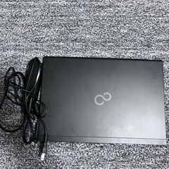 Fujitsu U9310/D ノートパソコン販売  Core i5, Windows 11 Pro, Office 2024の画像