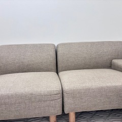 2〜3人用ソファ　オットマン付きの画像