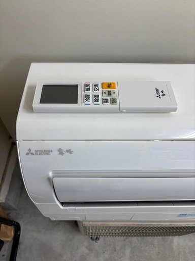 ?美品❗️霧ヶ峰?取付込?自動お掃除機能付き✨️簡易クリーニング済❄️中古 三菱 霧ヶ峰 MSZ-EX2222E1-W 2022年式 