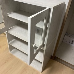 食器棚4段の画像