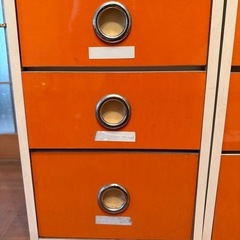 【GO-1635】5段チェスト オレンジ 昭和レトロ レトロポップ 収納の画像