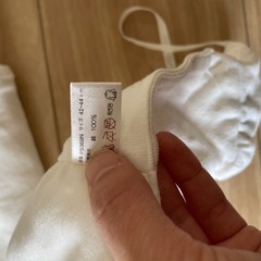 ホワイト　ベビードレス 50-60cm 帽子付きの画像