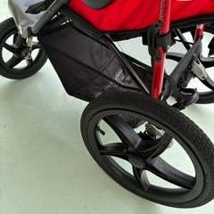 ベビーカー（３輪バギー）の画像