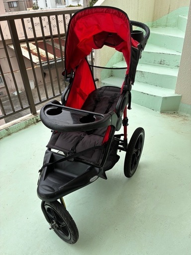 ベビーカー（３輪バギー）