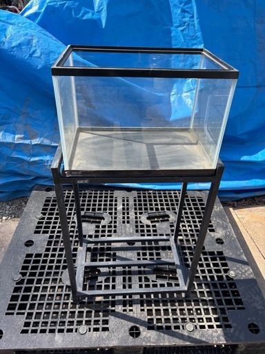 蓋付き45センチ規格ガラス製水槽 GEX 水槽台 のセット