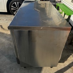 業務用冷蔵庫の画像