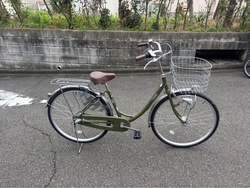 シティサイクル　26インチ　　THISIS　