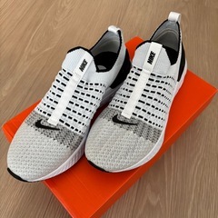 NIKE　ナイキ ファントム ラン 2の画像